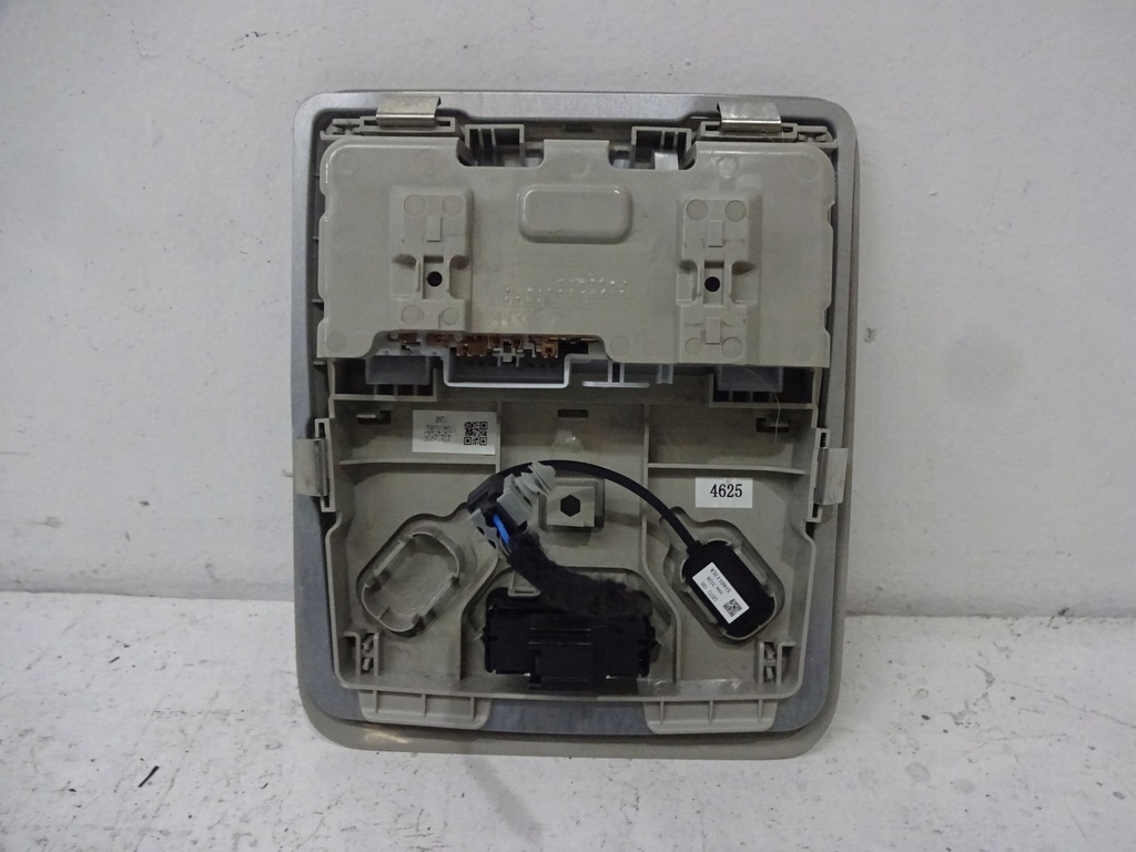 фото №4, Лампа внутренняя opel mokka x 12-