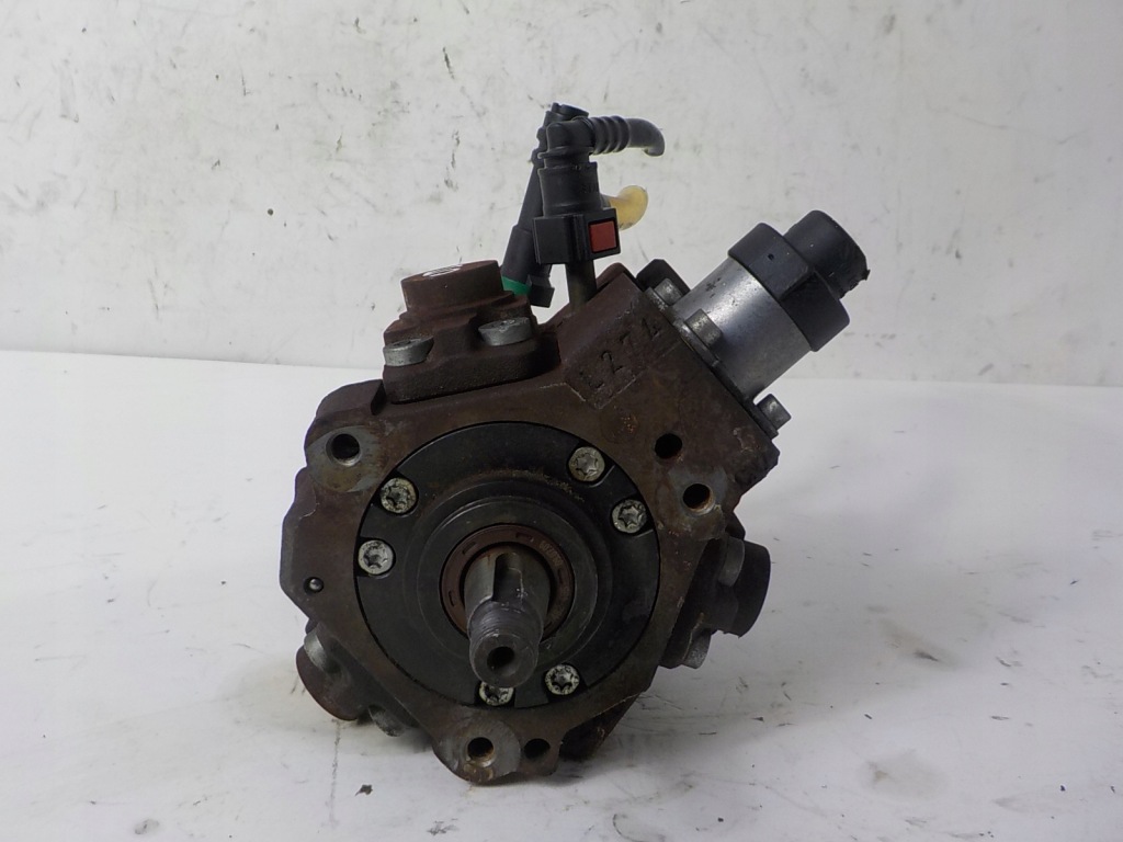 Купить Насос впрыскная renault megane 3 1.9 0445010218