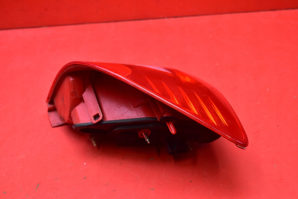 фото №6, Лампа правая задняя задняя 8200700047 renault thalia 2 ii 08-12