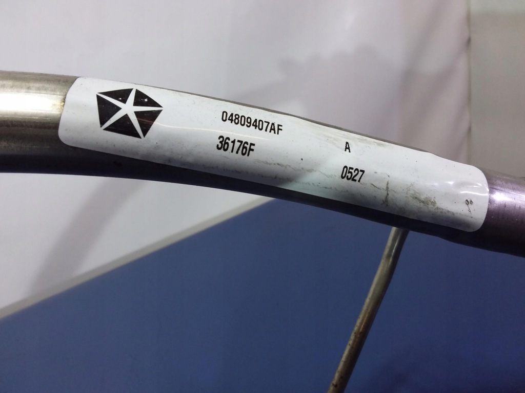 фото №4, Chrysler pacifica i трубка шланг заливної пального