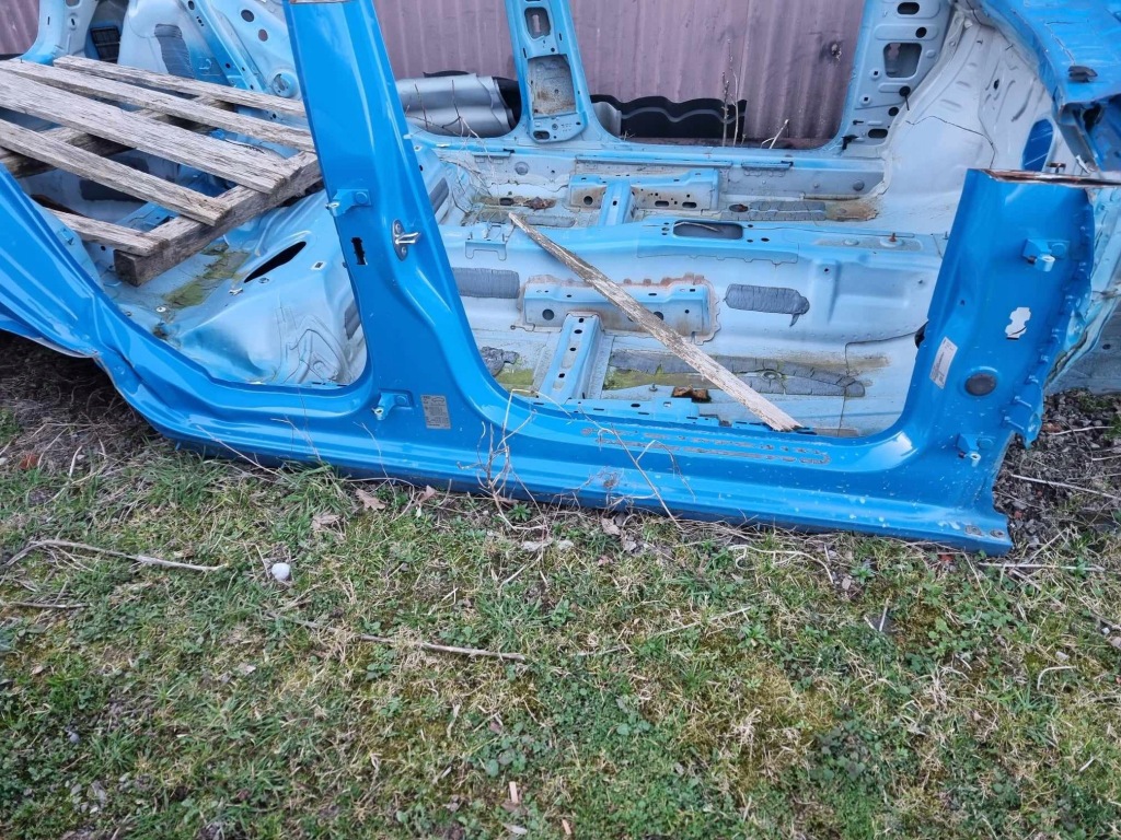 фото №4, Audi a1 кузов чверть перед задня права ліва поріг bok 20r