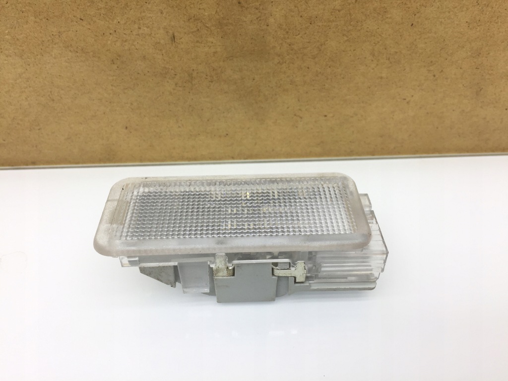 фото №1, C4 picasso i 10r лампа освітлення салону