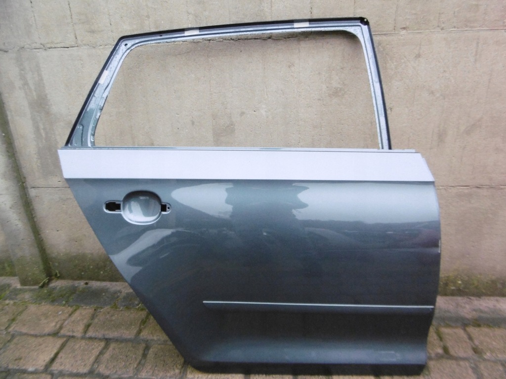 фото №1, Skoda rapid spaceback 5jj - двері задні праве