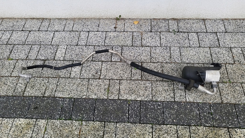 фото №1, Audi a4 b5 шланг кондиціонера waz труба осушувач 8d0260197c