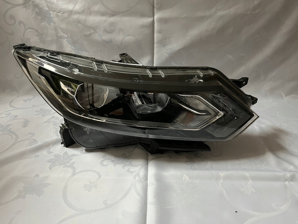 фото №2, Фара правый лампа nissan qashqai /rogue sport led 2017-oryginał б/у