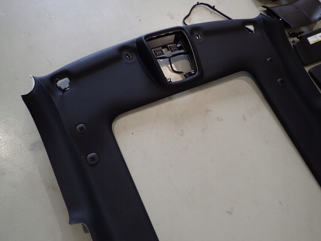 фото №8, Dodge ram 1500 v 19r. потолок стойки spływy панорама czarna комплект