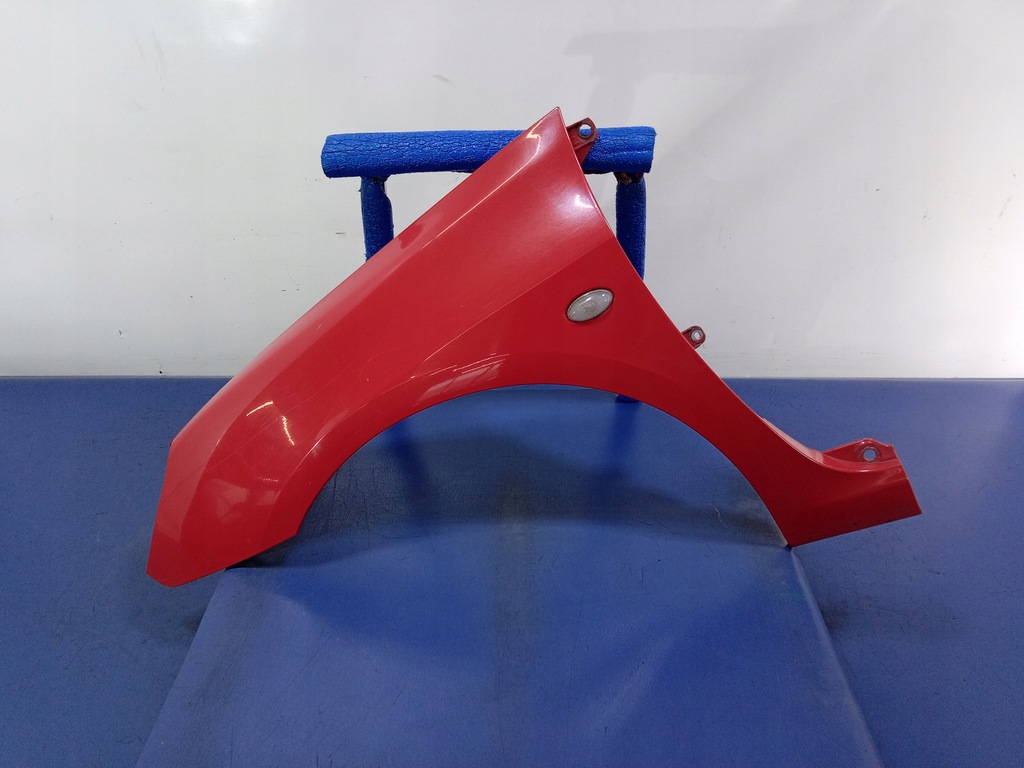 фото №1, Peugeot 307 крыло перед левый передний ekb