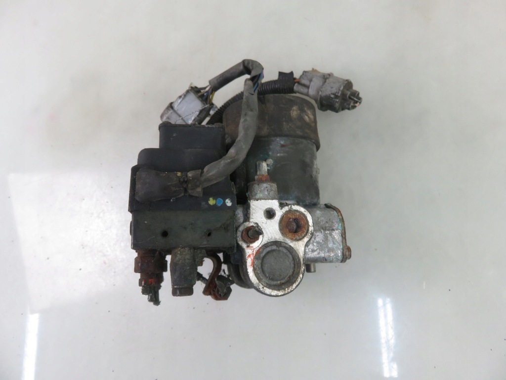 фото №8, Насос abs toyota corolla e10 4451012070