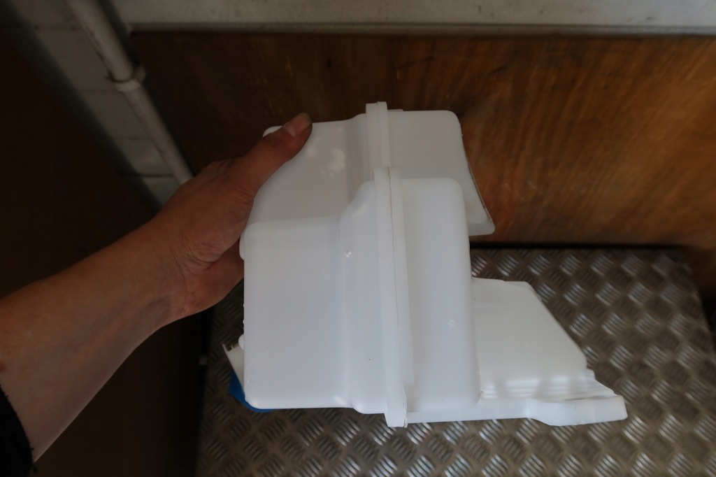 фото №10, Бачок омывателя vw sportsvan 5gg955453a