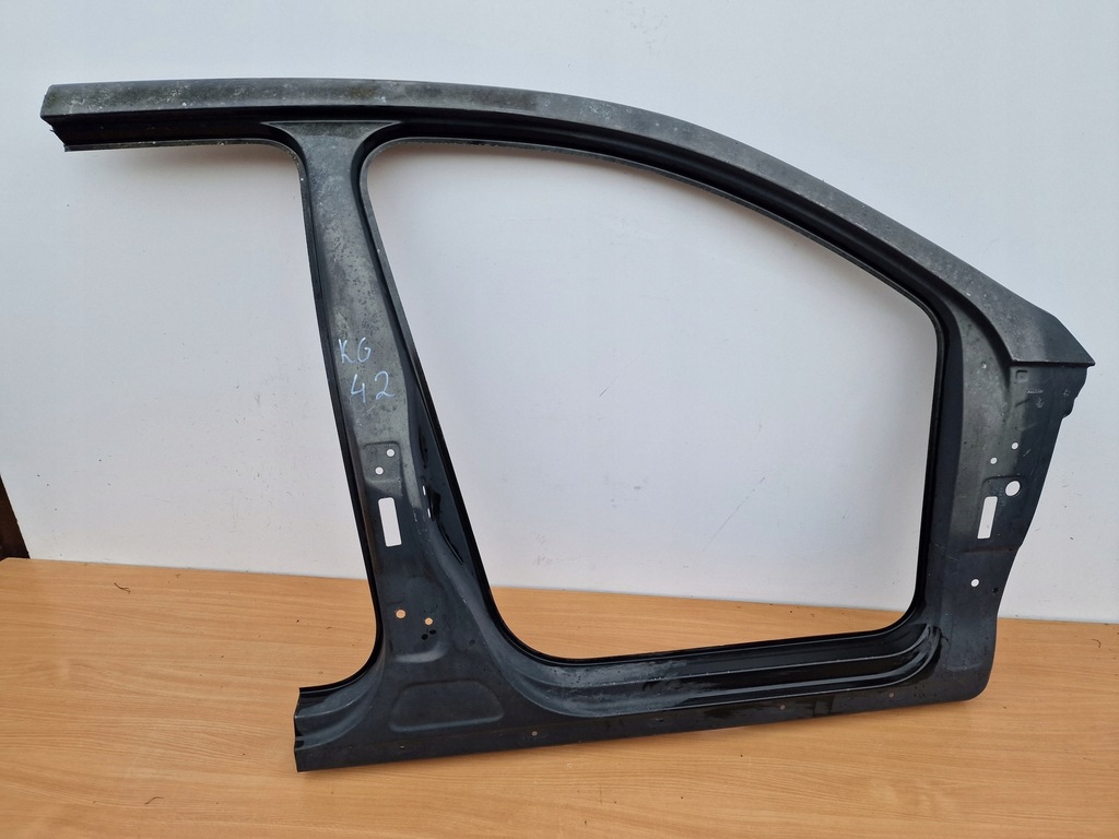 фото №1, Passat b6 3c правий блок двигуна поріг обшивка чверть