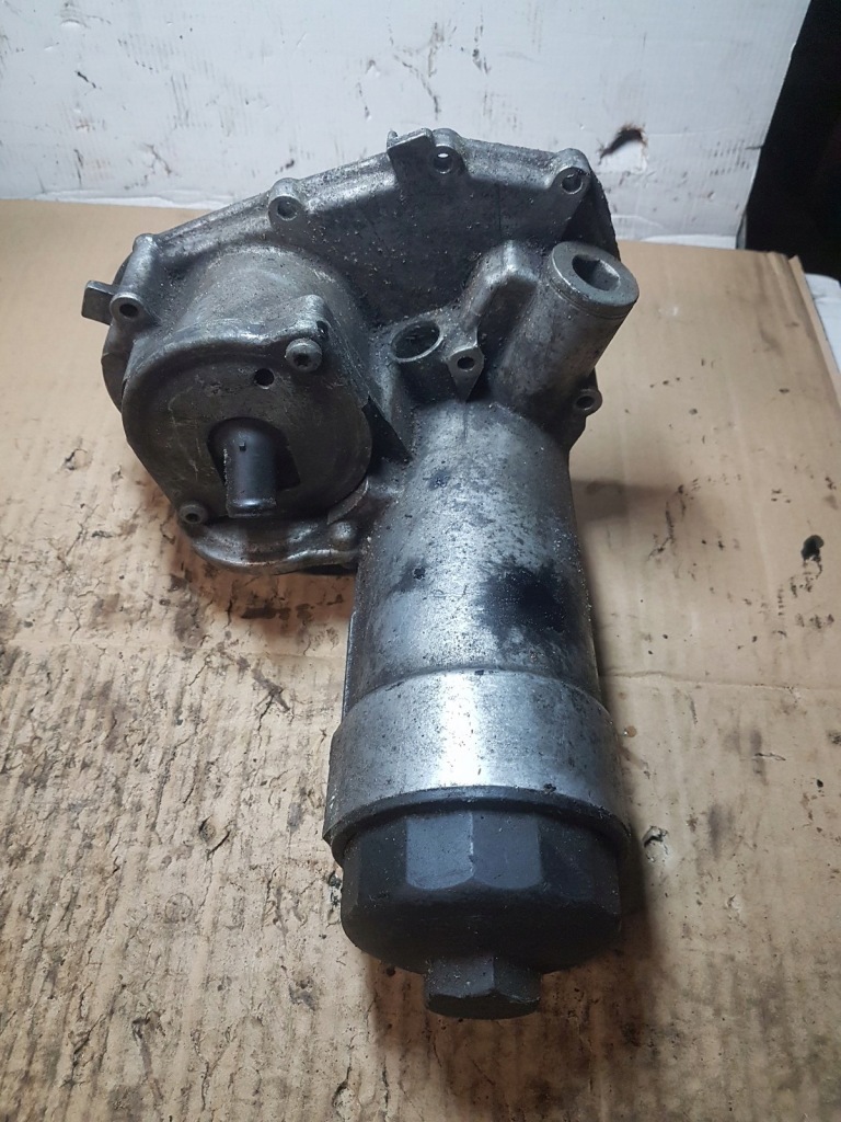 фото №1, Основание фильтра масла audi a8 d2 lift 2.5 tdi