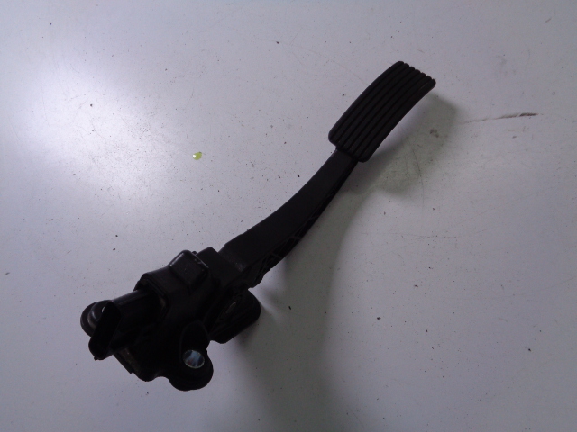 фото №1, Педаль газа peugeot 4007 2.2 hdi 4x4 2008 rok