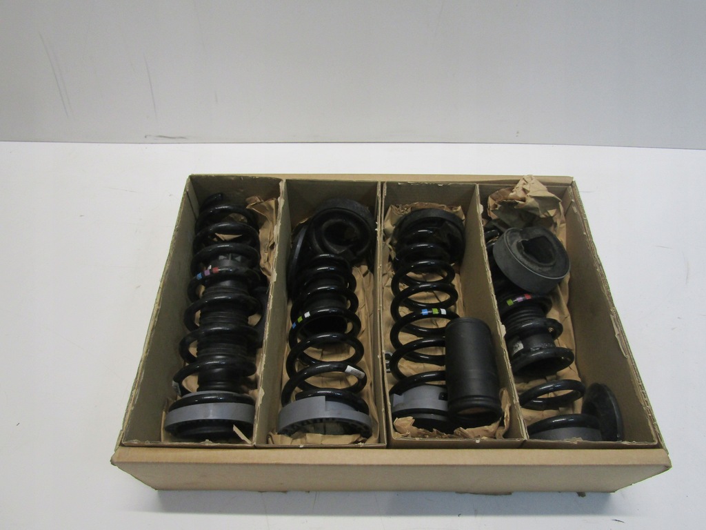 фото №1, Пружины перед задняя mercedes sls w197 оригинал kpl