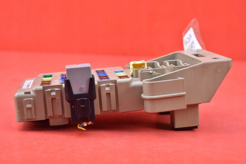 фото №5, Коробка предохранителей 82201aj000 subaru outback 4 iv 2.0 d 150 km 09-12