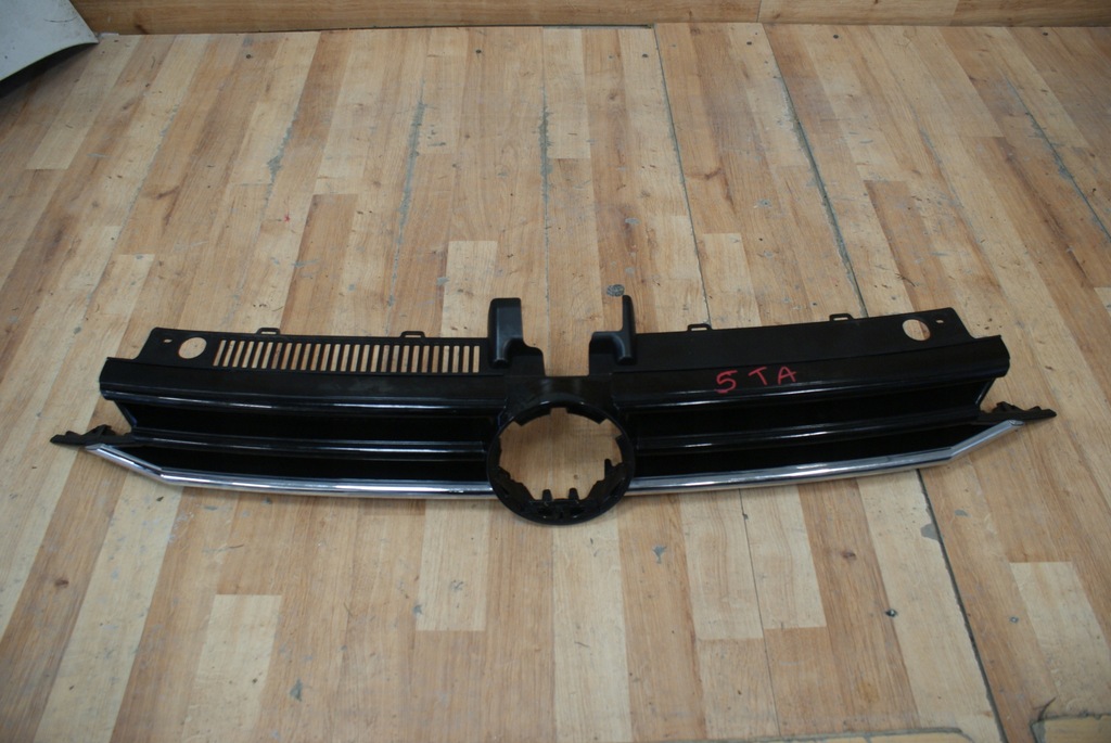 фото №1, Vw touran 2 2015- 5ta решётка радиатора решётка радиатора решётка радиатора