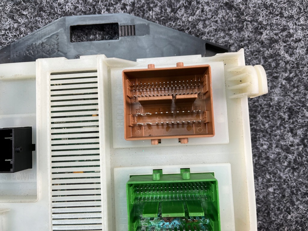 фото №5, Ford mondeo mk4 lift модуль bsi коробка bezp. bg9t-14a073-bh пошкоджена