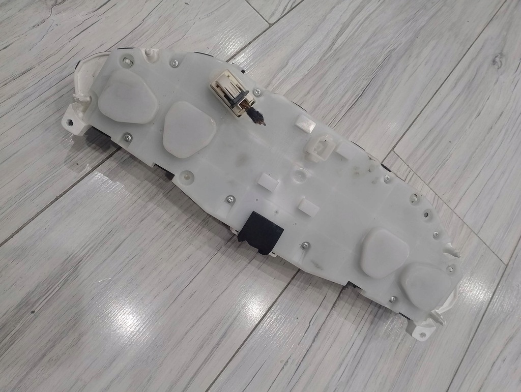 фото №5, Счетчик приборная панель peugeot 208 9801905280