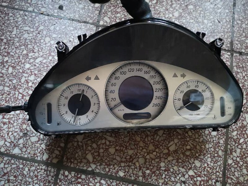 фото №1, Лічильник прилади a2115404711 mercedes w211