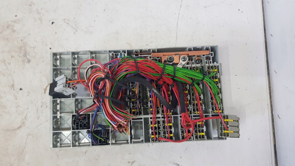 фото №2, Коробка панель запобіжників scania r 2096304