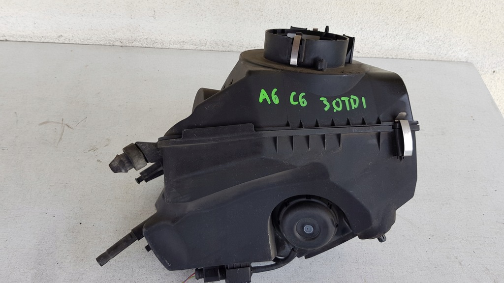 фото №1, Корпус фильтра воздуха audi a6 c6 3.0 tdi