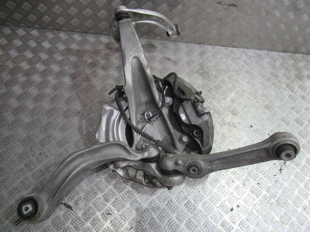 фото №5, Bmw 7 f01 lift 4.0d права поворотний кулак важіль гальма