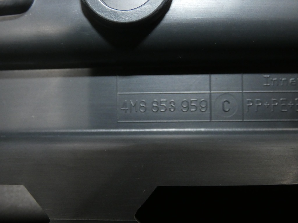 фото №16, Молдинг na дверь audi q-8 комплект