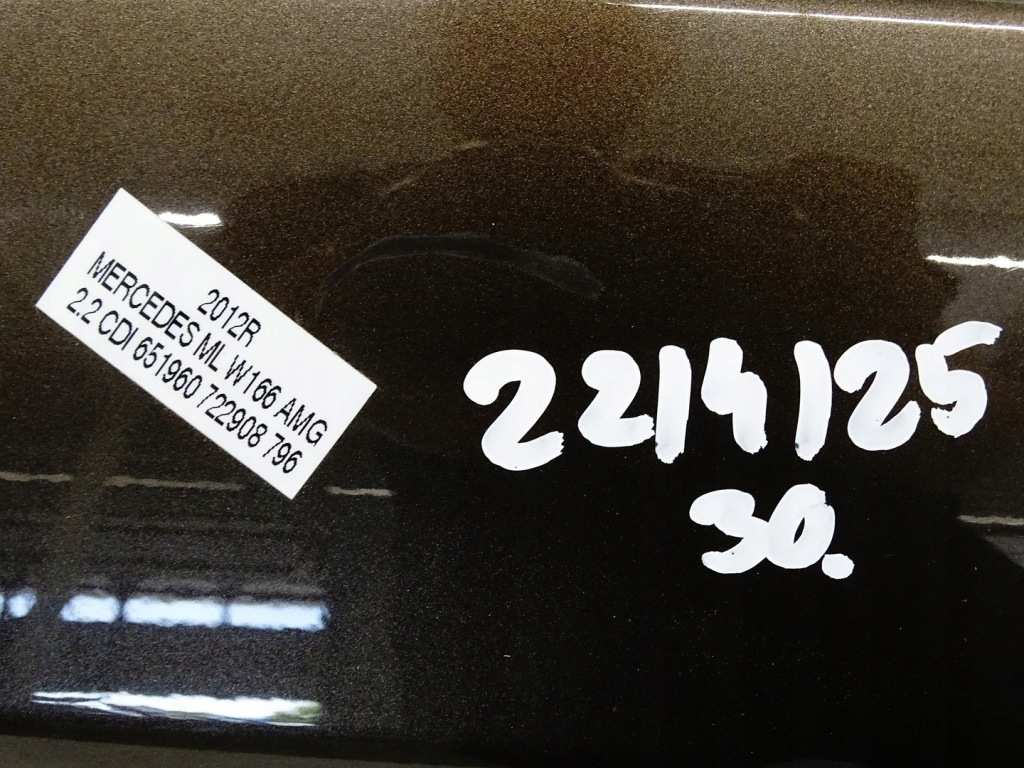 Дверь правый задний  правое задние mercedes ml w166 796 Киев