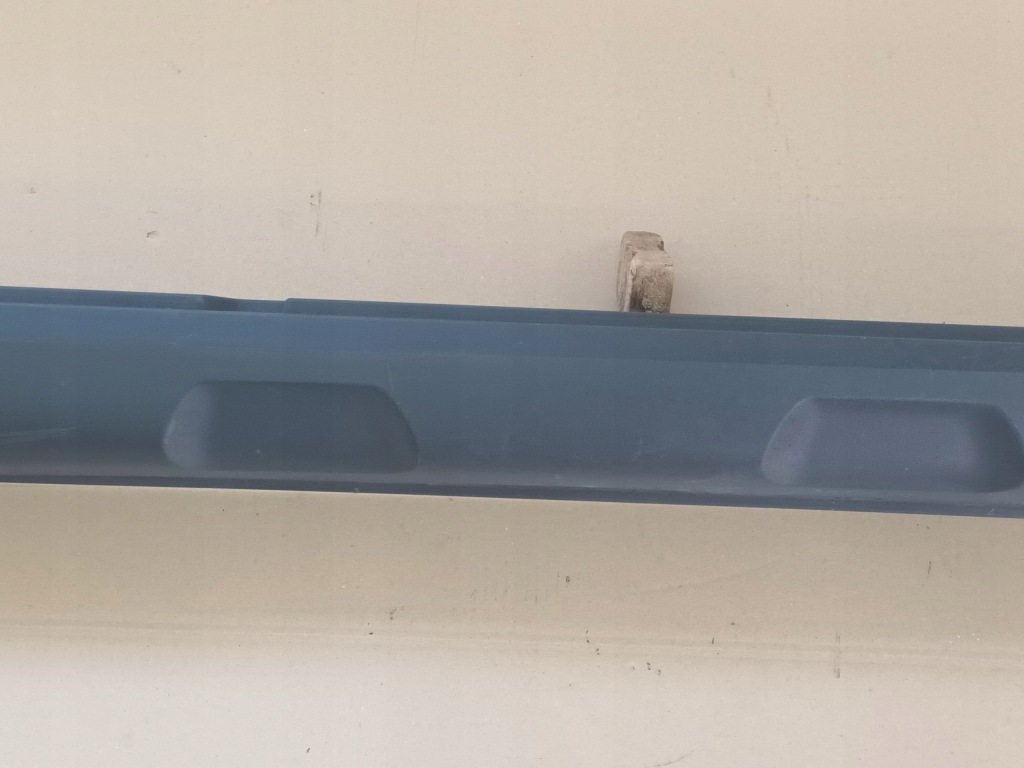 Молдинг порог правая mercedes gla a156 w156 порог правый в Украине