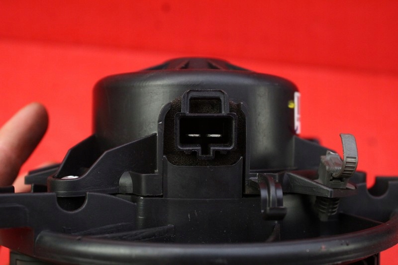 Воздуходувка вентилятор eu 5242673401 opel insignia a 08-14 в Украине