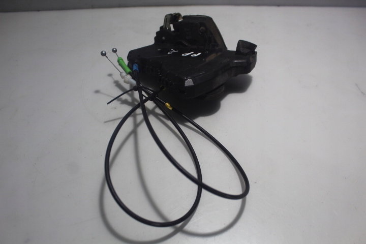 фото №1, Замок правый перед дверь toyota auris i lift