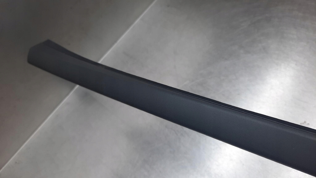 фото №6, Молдинг скло лобове ліва оригінальний номер 30753552 volvo xc70 ii 08-15r