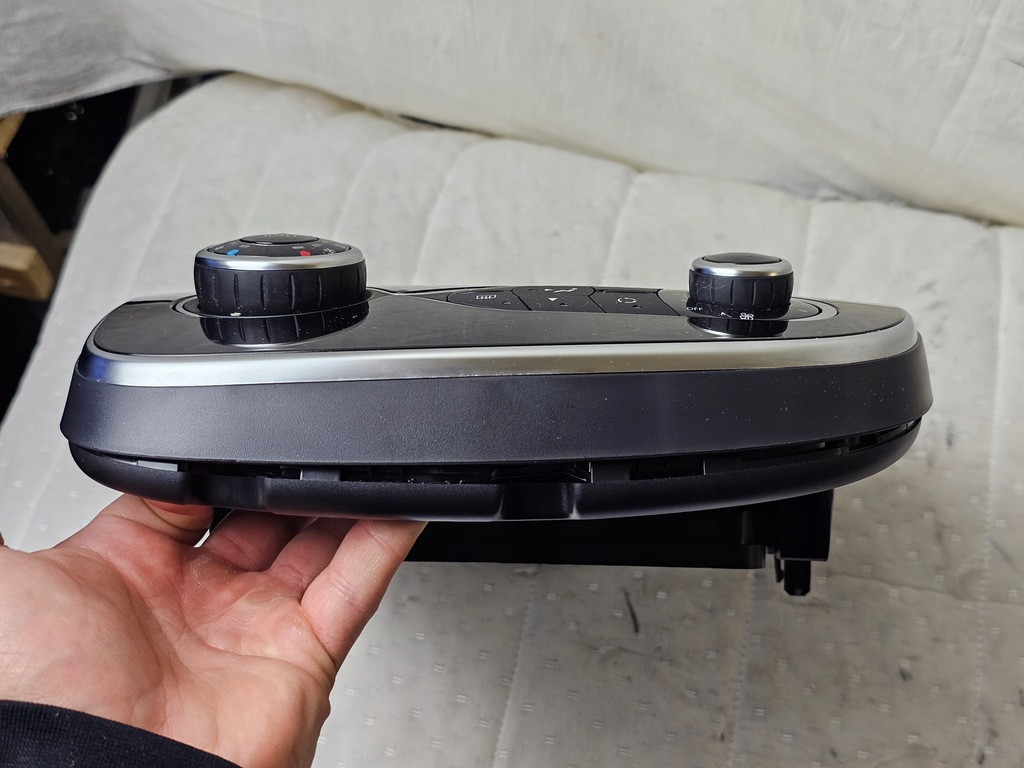 фото №5, Dekor панель управление защита радио консоли переключатель renault clio iv