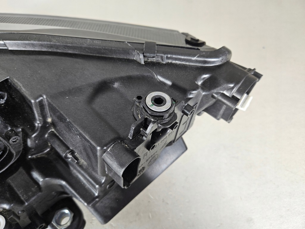 Skoda octavia iv 4 5e4 full led фара правый  перед в Украине