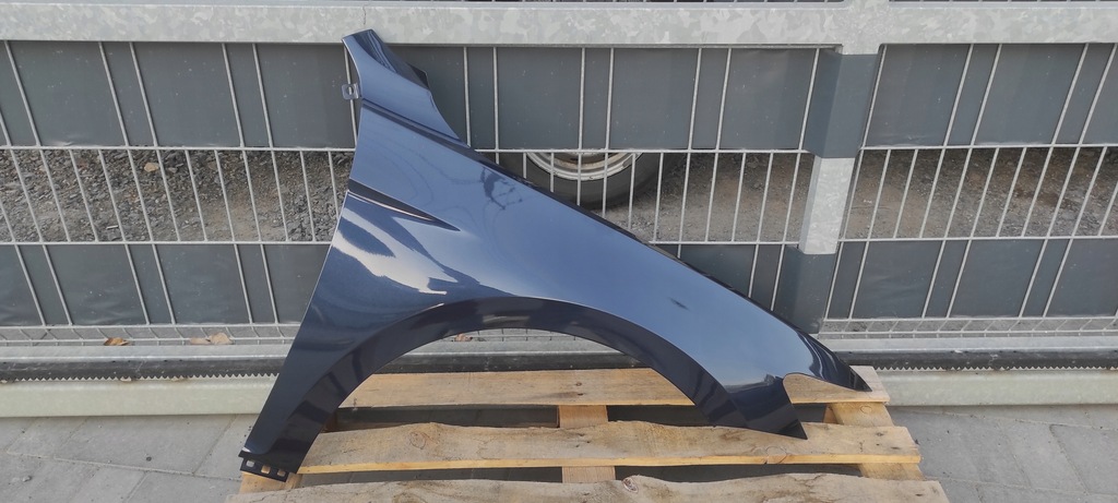 фото №1, Крила правий volkswagen passat b8 lh5x