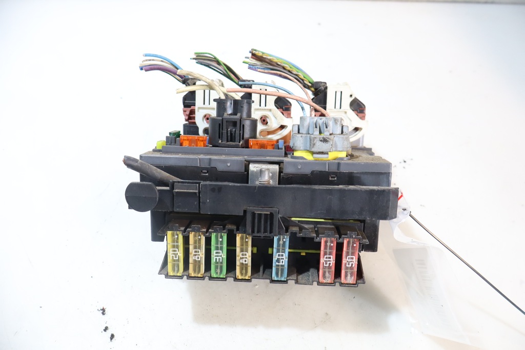 фото №1, Коробка предохранителей citroen c4 picasso i 1,6