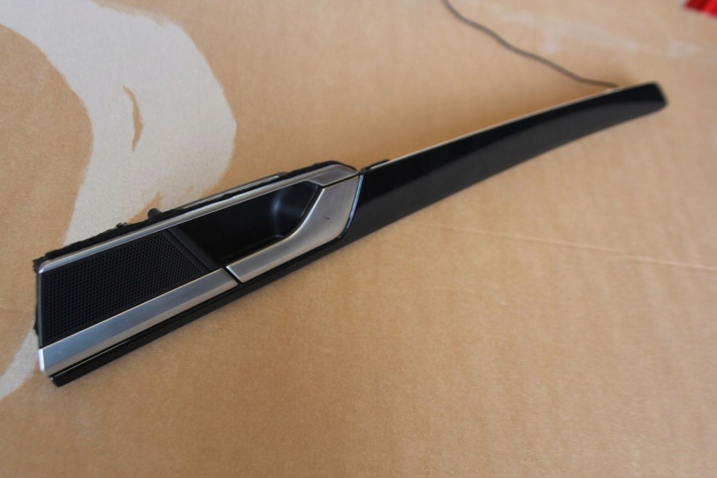 фото №1, Молдинг dekor двері led pt vw passat b8 arteon sonavox