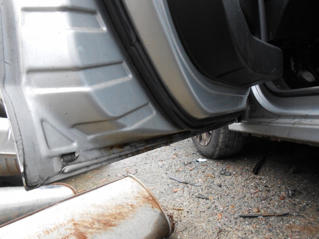 фото №6, Peugeot 301 дверь левая передние код лакокрасочного покрытия ezr