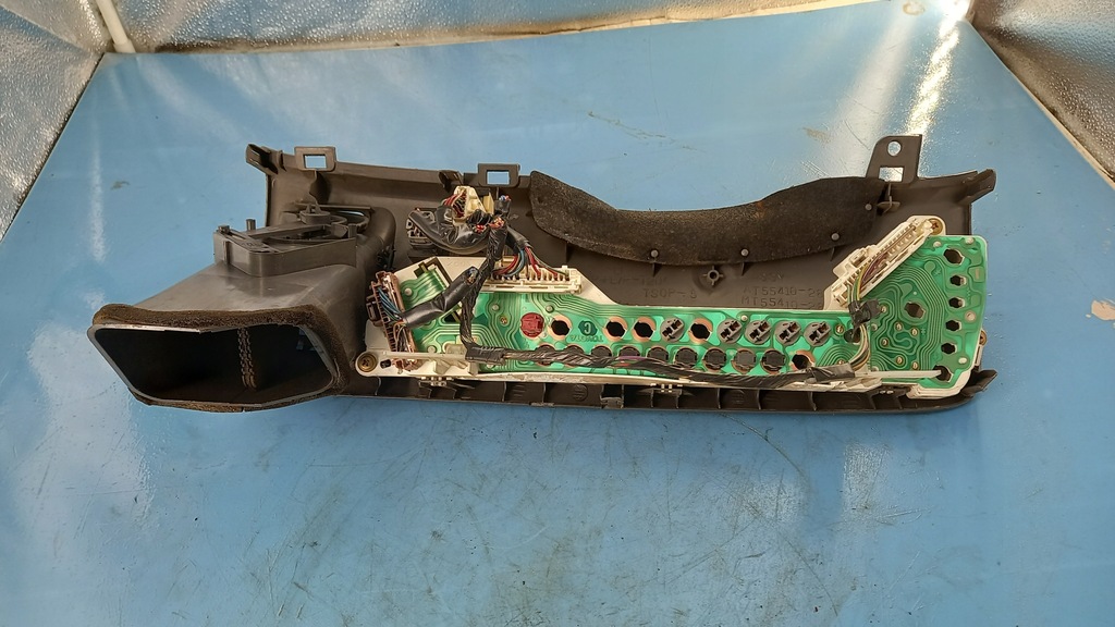 фото №4, Дисплей toyota previa 01r 83950-28120