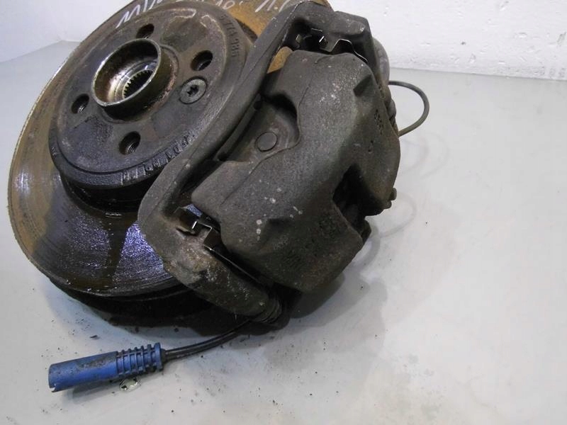 фото №3, Поворотний кулак правий перед mini cooper r55 clubman