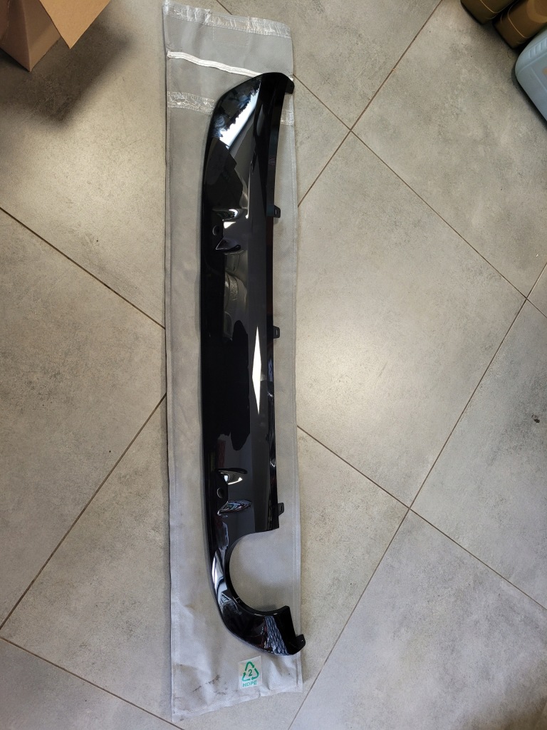 фото №1, Megane iv накладка диффузор 850189493r renault group