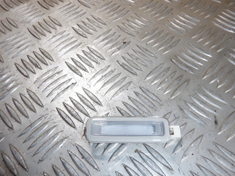 фото №1, Audi q7 4m лампа освещение кабины 4m0947105