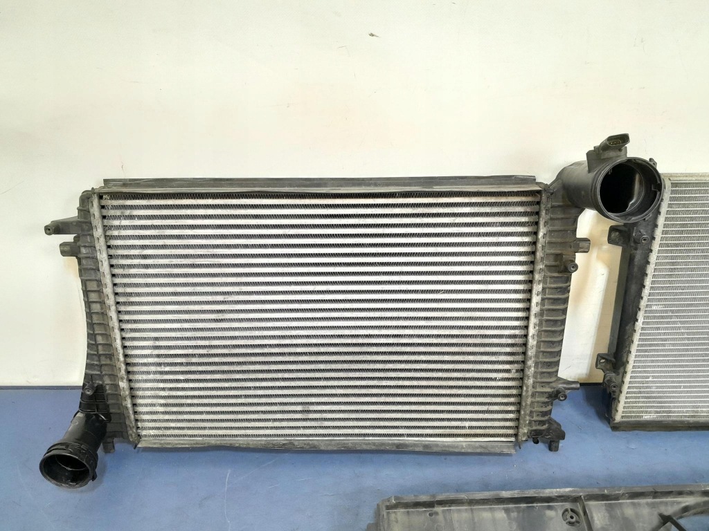 фото №12, Vw touran i 1.9 tdi радіатор води інтеркулер