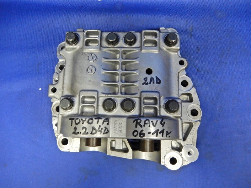 фото №1, Насос оливи toyota rav4 iii 2.2 d4d