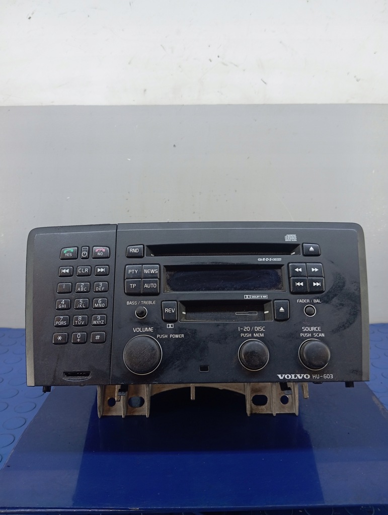 фото №1, Volvo s60 радио заводской 30657637-1