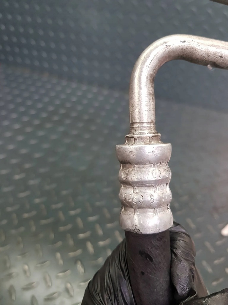 фото №5, Шланг трубка кондиционера 8 379 717 bmw 5 e39 525d 530d m57