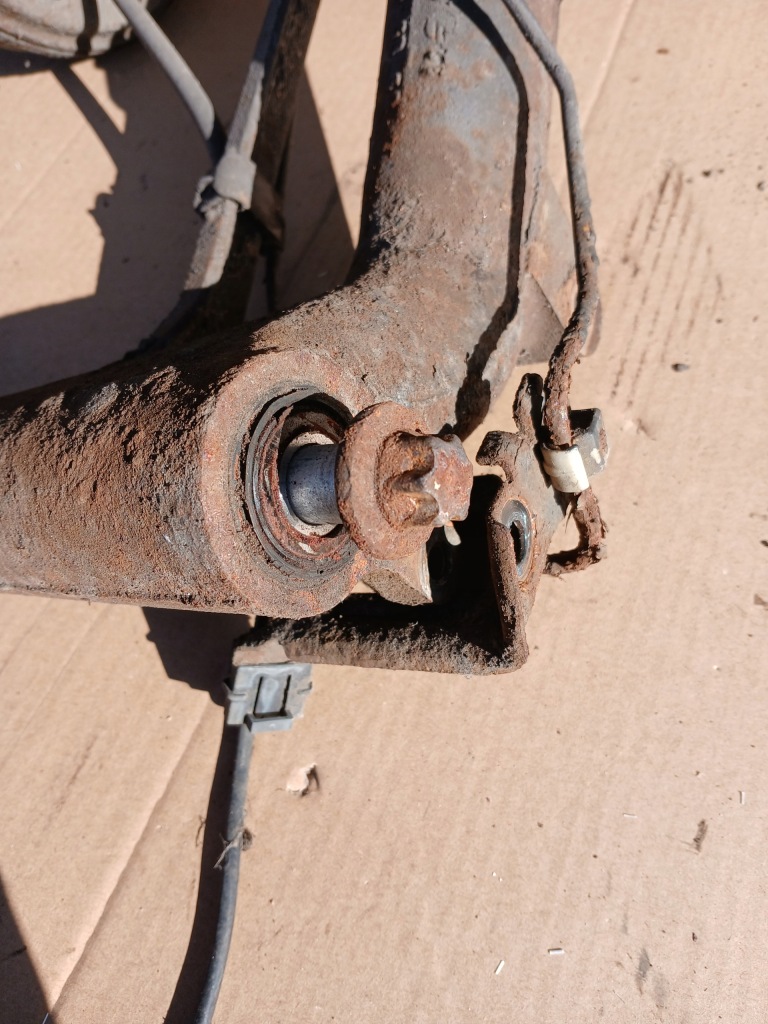 Рычаг задний правый с dobrą втулка mercedes w168 a klase с Разборки