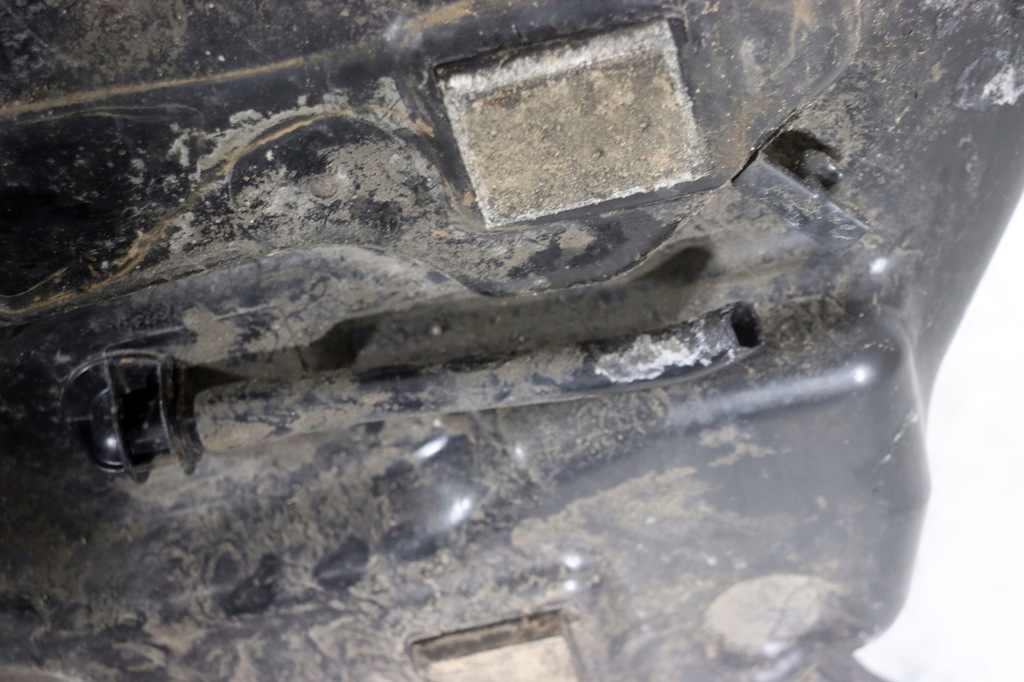 фото №10, Бак scr активний bmw 5 g30 g31 g32 7391919 j-5898