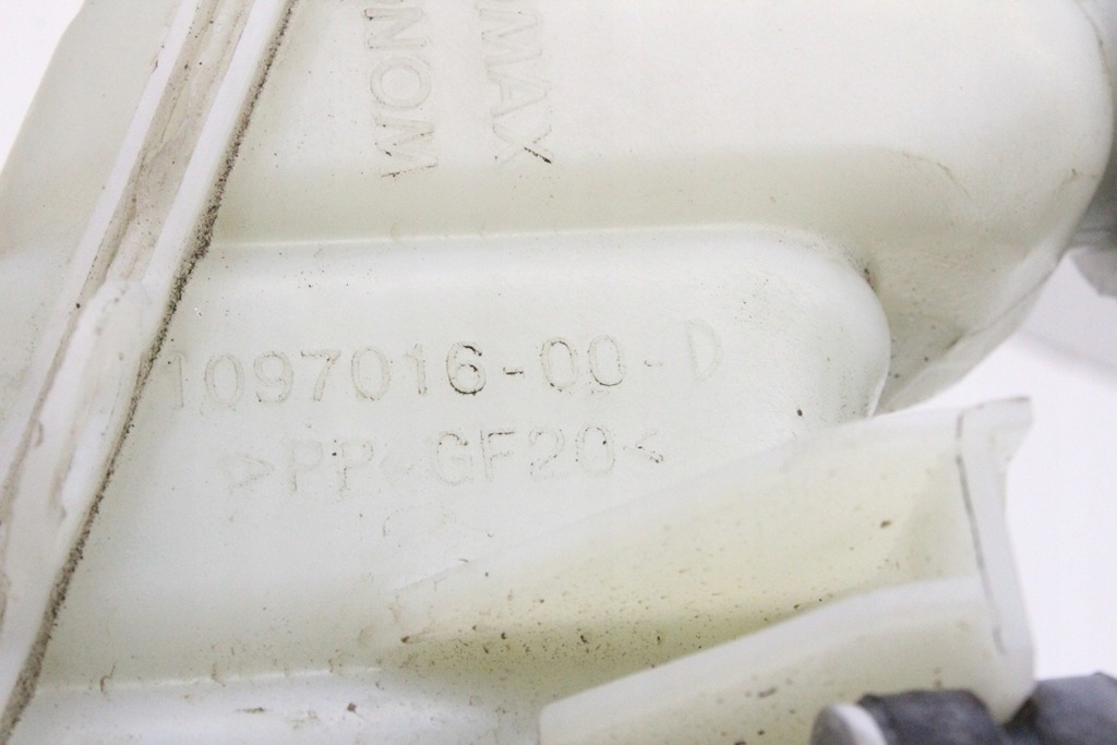 фото №8, Бачок розширювальний tesla model 3 109701600d electric 258kw 2019