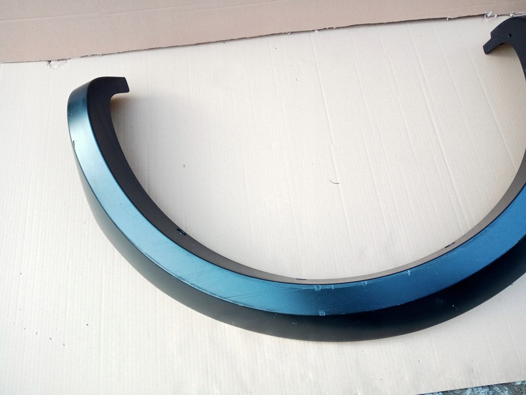 фото №3, Ford ranger raptor права молдинг крила задня задня