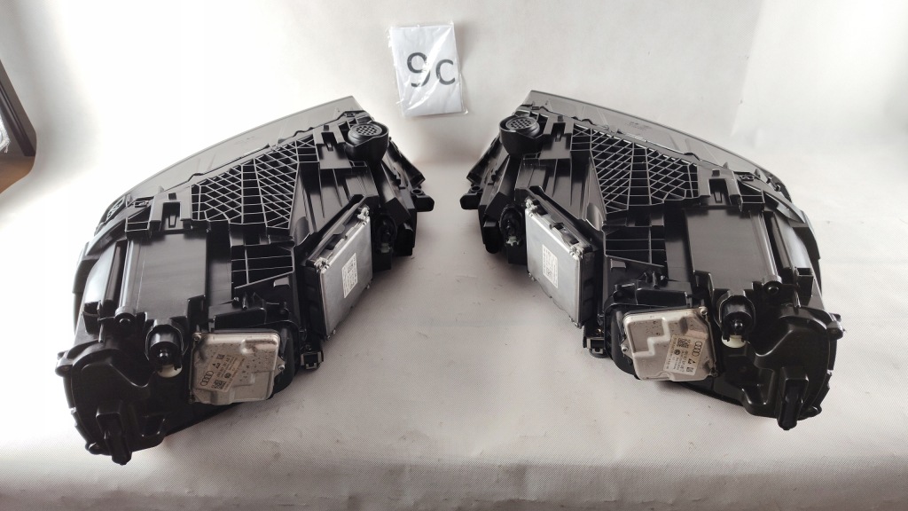 Audi q7 4m0 full led левый правый фара фара комплект левый правый Оригинал